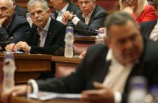 Βουλή: Σε εκρηκτικό κλίμα η συζήτηση για τις Πρέσπες