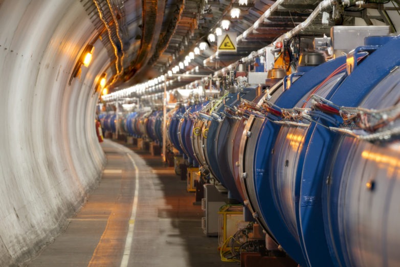 Ενισχύεται η συνεργασία της Ελλάδας με το CERN