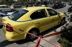 Τραγωδία στο Ελληνικό: Την αφαίρεση άδειας του οδηγού ταξί εισηγείται το ΣΑΤΑ