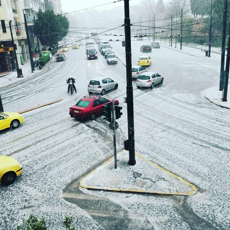 Σε κλοιό κακοκαιρίας η Αττική