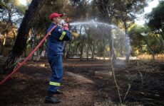 Πάνω από 120 πυρκαγιές από το απόγευμα της Παρασκευής