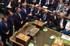 Brexit: H νέα μάχη στο Κοινοβούλιο και το «αίνιγμα» των εκλογών