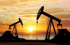 Εκτοξεύτηκε η τιμή του πετρελαίου μετά τις επιθέσεις στη Σαουδική Αραβία