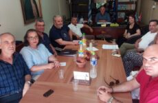 Συνάντηση Δημάρχου Ρήγα Φεραίου και εκπαιδευτικών