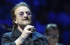 Το νέο τραγούδι του Bono για τον κορωναϊό που εμπνεύστηκε από τους Ιταλούς