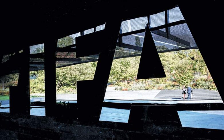 Η FIFA στις διαδρομές χρήματος