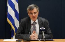 Κορωνοϊός: Οι εξελίξεις και τα δεδομένα για θεραπεία και εμβόλιο