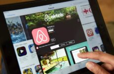 Συνεργασία Airbnb με ΕΟΔΥ για στέγαση σε όσους βρίσκονται στην πρώτη γραμμή αντιμετώπισης του Covid-19