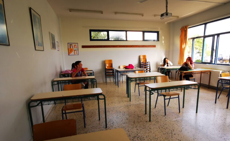 Φιλ. Κωνσταντινίδης: Ναι στο άνοιγμα των σχολείων χωρίς ελλείψεις