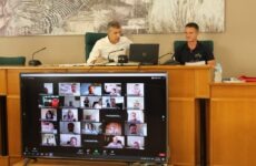 Νέους υπολογιστές παρέλαβαν 147 σχολικές μονάδες σε Λάρισα-Καρδίτσα