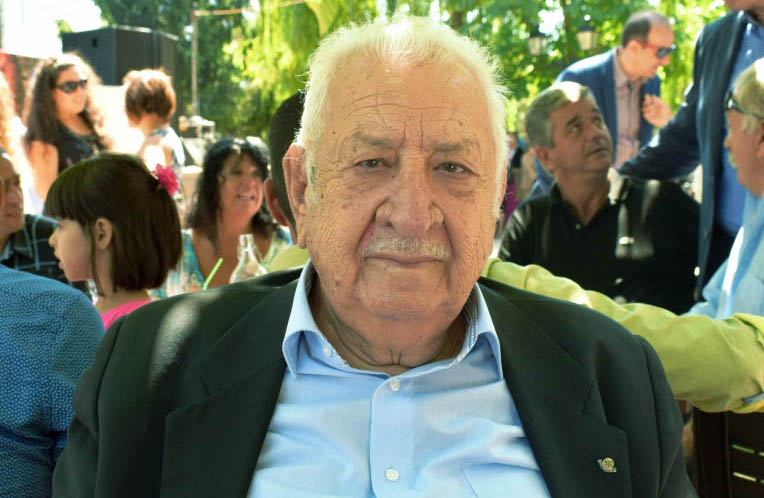 Απεβίωσε ο ευεργέτης του Βόλου Χαράλαμπος Τσιμάς