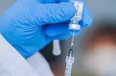 Ανοίγει σήμερα η πλατφόρμα εμβολιασμού για τους Οδοντιάτρους της Μαγνησίας