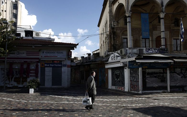 Σε ρυθμό lockdown ο ιός: 1.327 νέα κρούσματα, 22 θάνατοι