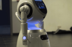 Κορωναϊός: τα πρώτα ρομπότ απολύμανσης της ΕΕ φθάνουν στα νοσοκομεία