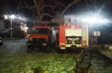Άμεση αντιμετώπιση πυρκαγιών σε Κισσό και Τσαγκαράδα