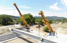 Προχωρούν οι εργασίες κατασκευής νέας γέφυρας στο Πουρί Αγιοκάμπου