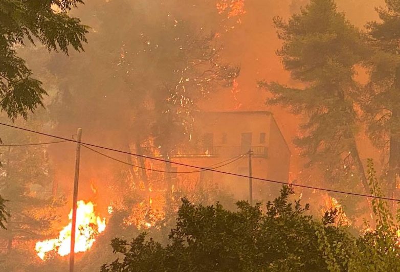 Φωτιά στην Εύβοια: Σε πύρινο κλοιό για 7η ημέρα