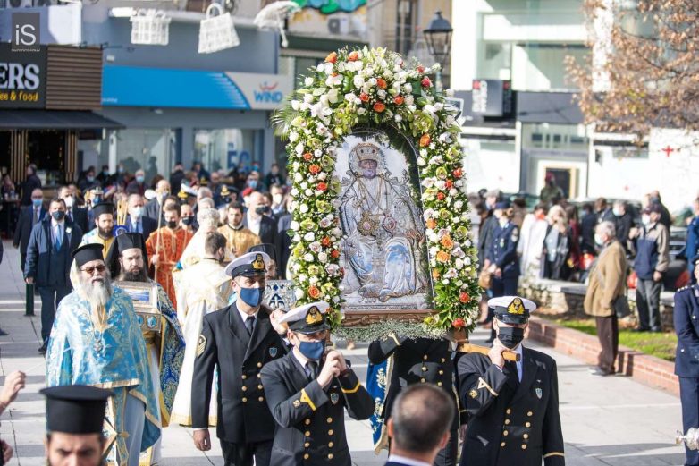 Λαμπρή η πανήγυρις του Αγίου Νικολάου στον Βόλο