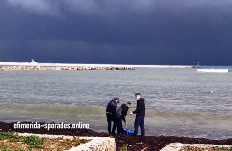 Πτώμα με ράσα ξεβράστηκε στην Σκοπέλο