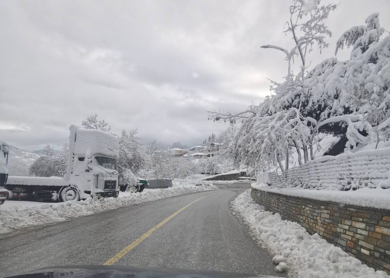 Καιρός: Διπλή ψυχρή εισβολή με χιόνια και δριμύ ψύχος