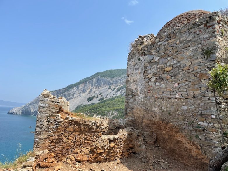 Εργασίες αναστήλωσης στο Κάστρο Σκιάθου