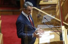 Βουλή: Μετωπική Μητσοτάκη – Τσίπρα στη συζήτηση του νομοσχεδίου του υπ. Αμυνας