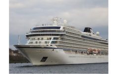 Στο λιμάνι του Βόλου το κρουαζιερόπλοιο «VIKING SKY»